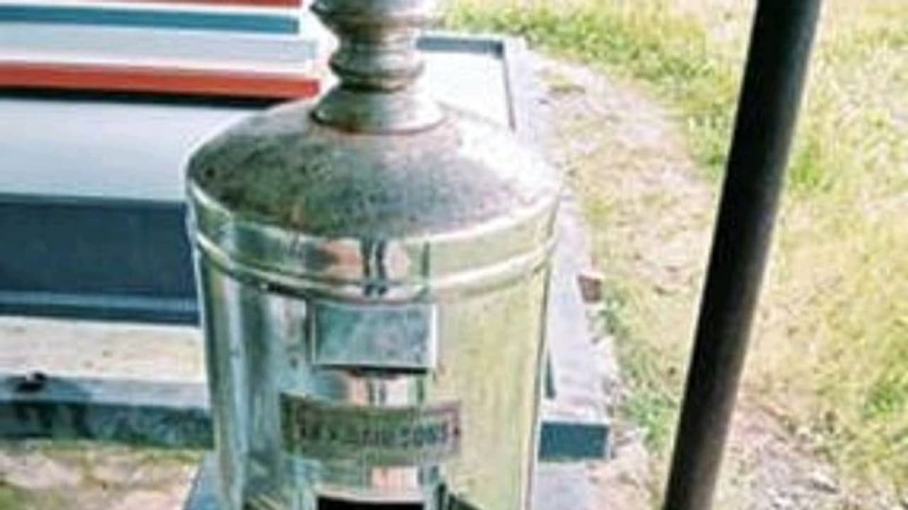 ചങ്ങരംകുളത്ത് കള്ളന്മാര് വിലസുന്നു; വീട് കുത്തിത്തുറന്നു, ഭണ്ഡാരപ്പെട്ടി തകര്ത്തു, പതിവായി മോഷണം ചങ്ങരംകുളത്ത് കള്ളന്മാര് വിലസുന്നു; വീട് കുത്തിത്തുറന്നു, ഭണ്ഡാരപ്പെട്ടി തകര്ത്തു, പതിവായി മോഷണം