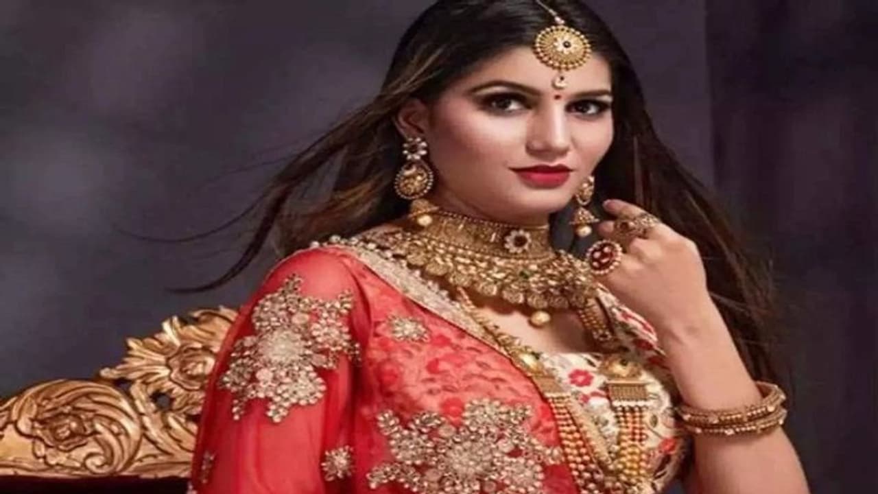 हरियाणवी डांसर सपना चौधरी की मुश्किलें गई बढ़, लखनऊ की ACJM कोर्ट ने दिया बड़ा आदेश