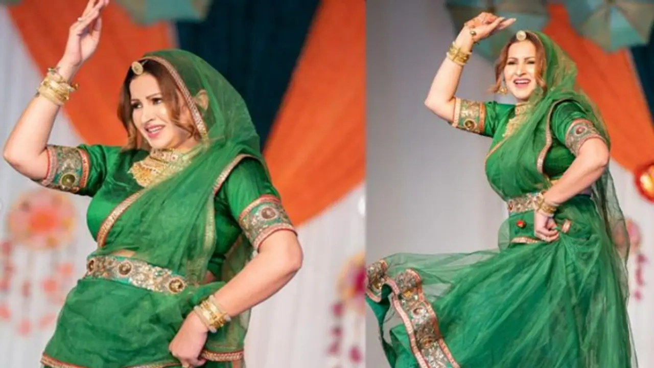 पति की मौत के बाद Sonali Phogat को इस शख्स से हुई थी मोहब्बत, इस वजह से प्यार नहीं चढ़ सका था परवान पति की मौत के बाद Sonali Phogat को इस शख्स से हुई थी मोहब्बत, इस वजह से प्यार नहीं चढ़ सका था परवान