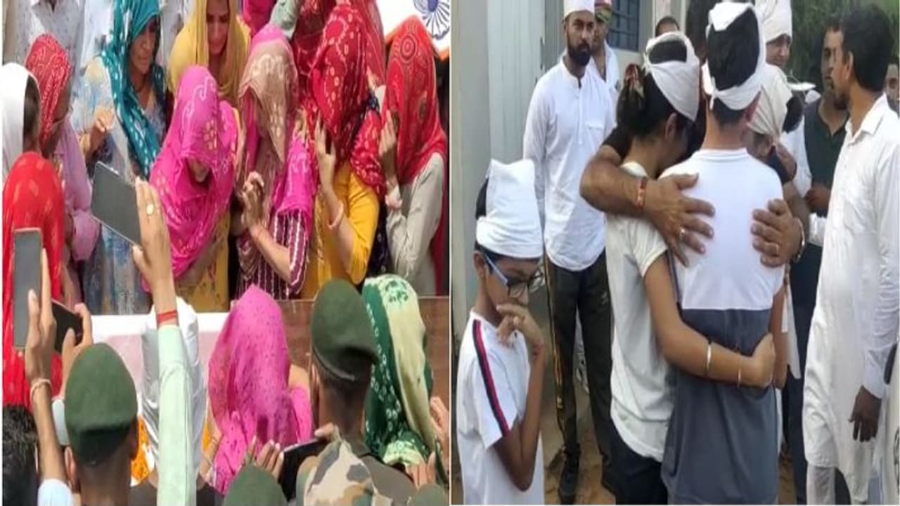 शहीद पिता को देखकर भावुक बेटी लिपटकर रोती रही, फिर अपने आंसू पोछते हुए बोली हीरो हैं पापा... शहीद पिता को देखकर भावुक बेटी लिपटकर रोती रही, फिर अपने आंसू पोछते हुए बोली हीरो हैं पापा...