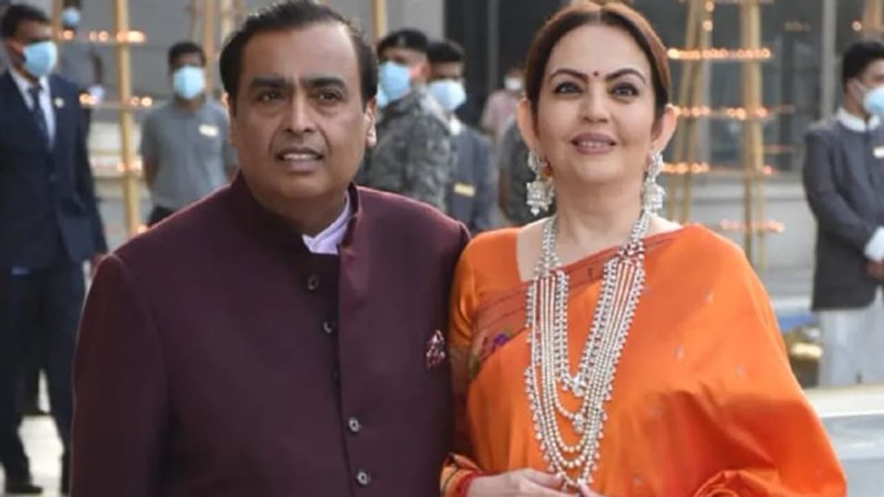 Mukesh Ambani Networth: दुनिया के 9वें सबसे अमीर बने मुकेश अंबानी, उनसे कहीं आगे है भारत का ये बिजनेसमैन Mukesh Ambani Networth: दुनिया के 9वें सबसे अमीर बने मुकेश अंबानी, उनसे कहीं आगे है भारत का ये बिजनेसमैन