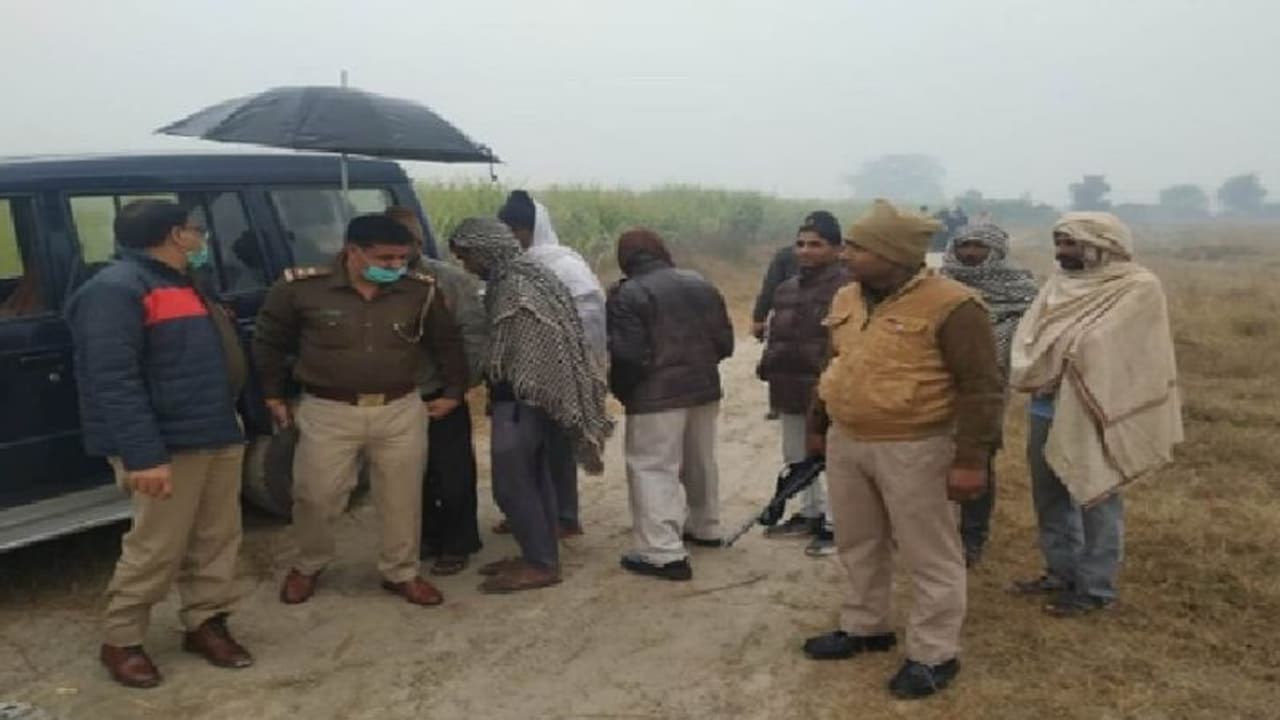 मेरठ: नमाज पढ़ने को लेकर युवक का व्यापारी के बेटे से हुआ झगड़ा, हमलावरों ने पिता को दी खौफनाक सजा मेरठ: नमाज पढ़ने को लेकर युवक का व्यापारी के बेटे से हुआ झगड़ा, हमलावरों ने पिता को दी खौफनाक सजा