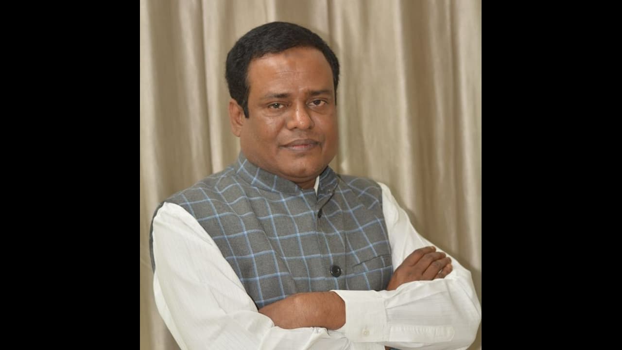 ఐదారేళ్లలో బీజేపీ అంతమైపోతుంది.. దాని పతనం బీహార్ నుంచి మొదలైంది ఏఐయూడీఎఫ్ ఎమ్మెల్యే కరీం ఉద్దీన్ ఐదారేళ్లలో బీజేపీ అంతమైపోతుంది.. దాని పతనం బీహార్ నుంచి మొదలైంది ఏఐయూడీఎఫ్ ఎమ్మెల్యే కరీం ఉద్దీన్