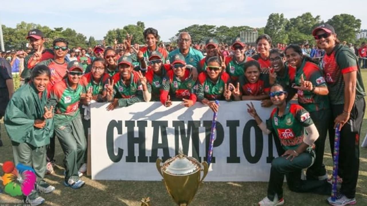 Women's Asia Cup: क्रिकेट का डबल बोनांजा, अक्टूबर में फिर होगा एशिया कप, जानें कहां खेले जाएंगे मैच Women's Asia Cup: क्रिकेट का डबल बोनांजा, अक्टूबर में फिर होगा एशिया कप, जानें कहां खेले जाएंगे मैच