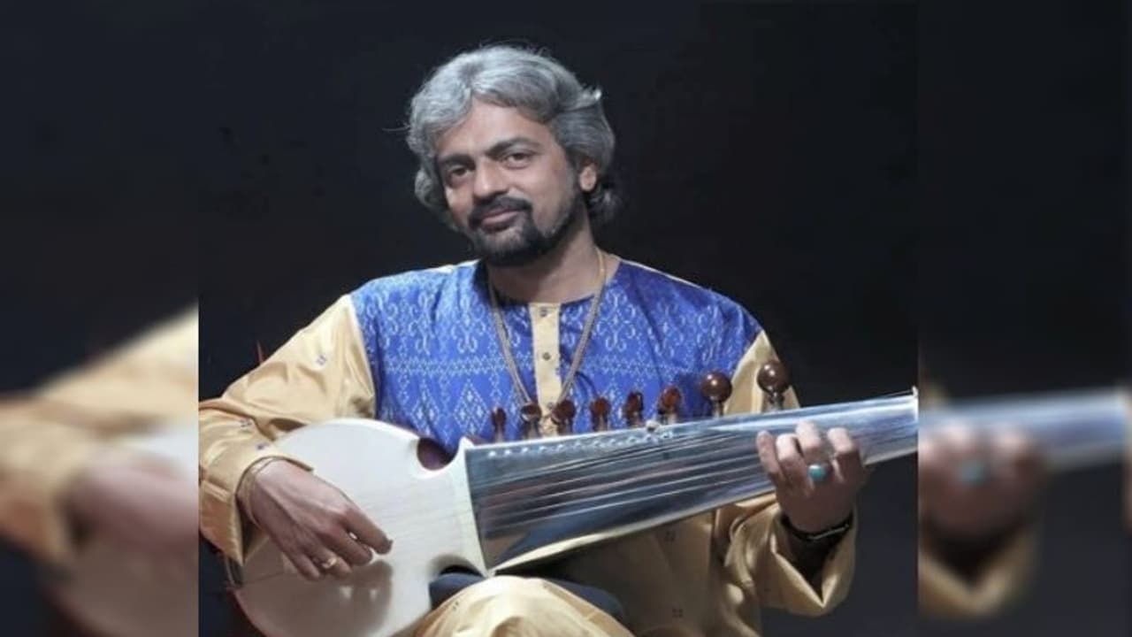 শাস্ত্রীয় সংগীত জগতেও আছে স্বজনপোষণ, বিস্ফোরক সরোদিয়া দেবজ্যোতি বসু শাস্ত্রীয় সংগীত জগতেও আছে স্বজনপোষণ, বিস্ফোরক সরোদিয়া দেবজ্যোতি বসু