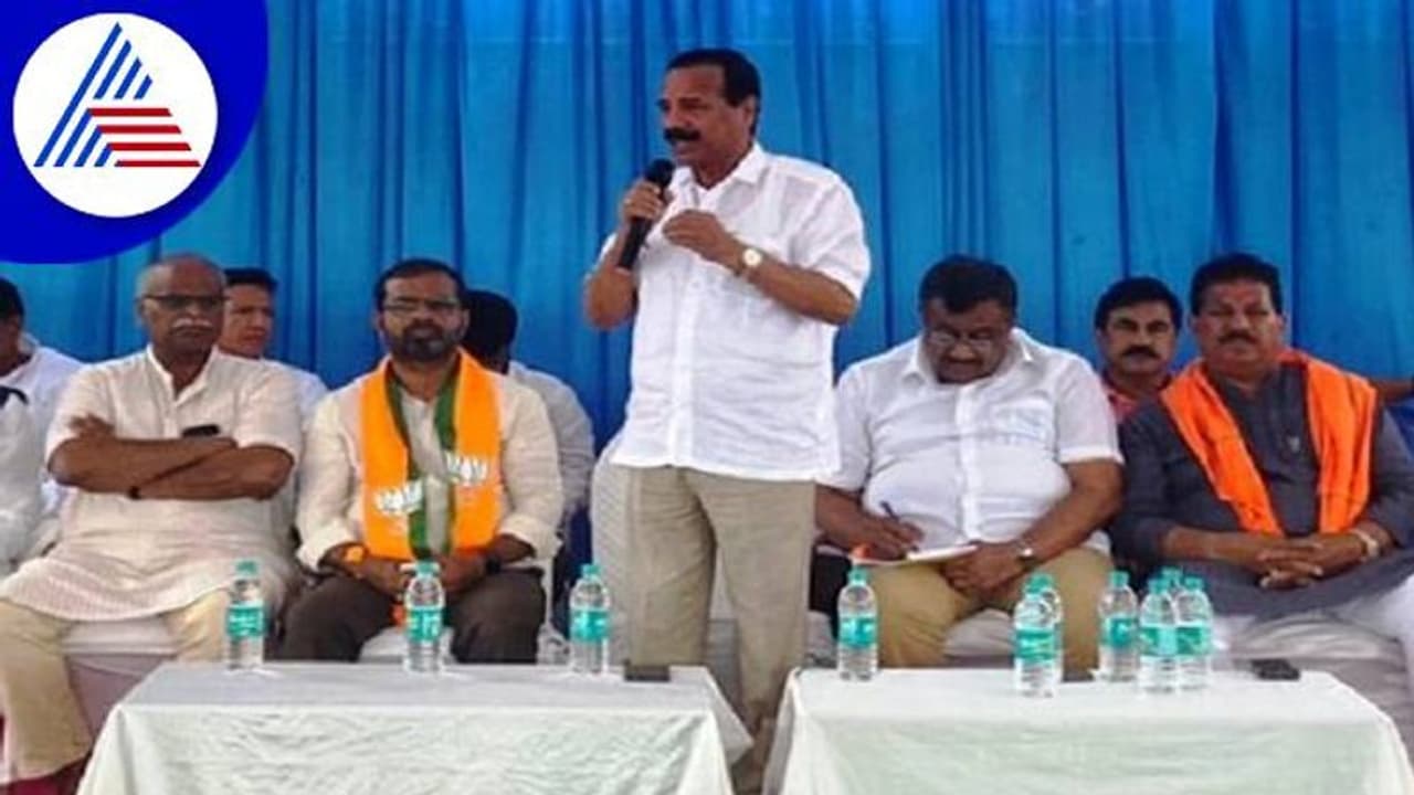 ಜನೋತ್ಸವದಲ್ಲಿ ಸರ್ಕಾರದ ಯೋಜನೆಗಳ ಅನಾವರಣ: ಸದಾನಂದಗೌಡ ಜನೋತ್ಸವದಲ್ಲಿ ಸರ್ಕಾರದ ಯೋಜನೆಗಳ ಅನಾವರಣ: ಸದಾನಂದಗೌಡ