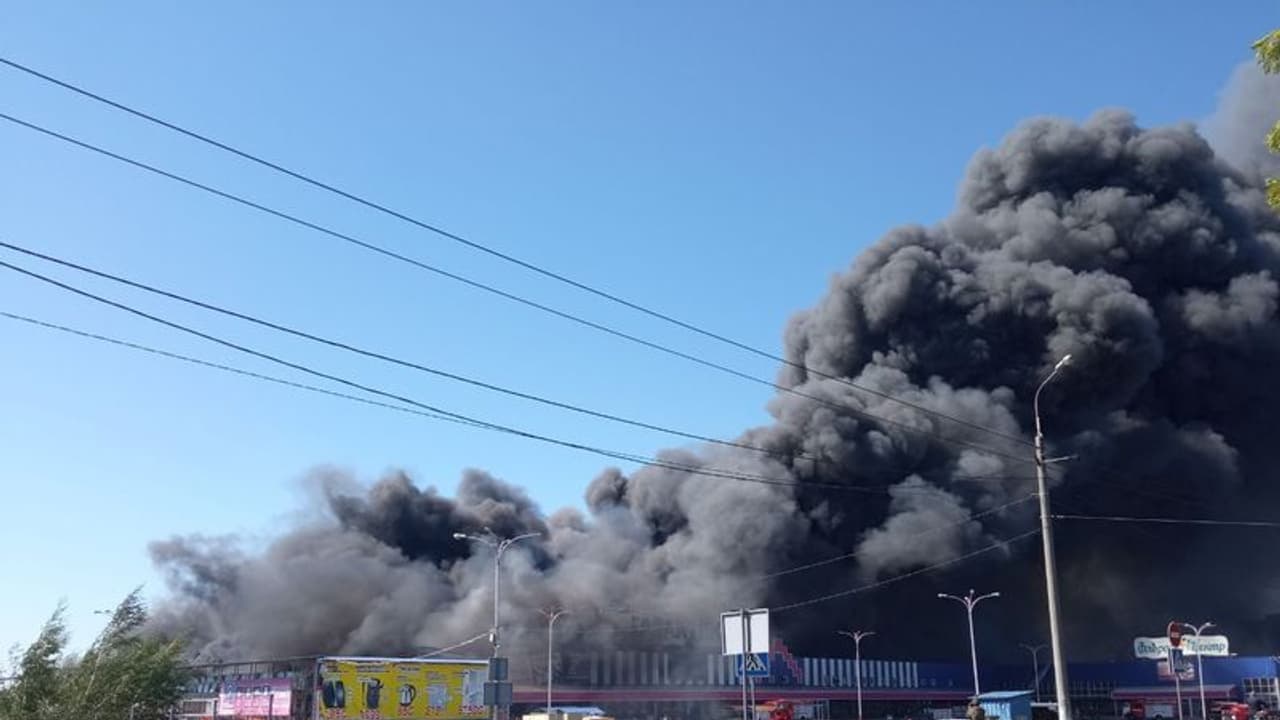  ukraine vs russia warஉக்ரைன் தலைநகர் மீது ரஷ்யா திடீர் குண்டு மழை: ட்ரோன்கள் மூலம் 75 ஏவுகணைகள் ஏவி தாக்குதல்