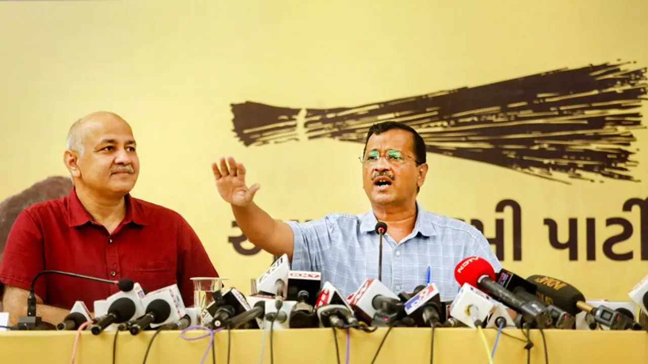 AAP: kejriwal: bjp: ‘என் ஆட்சியைக் கவிழ்க்க பாஜகவிடம் ரூ.800 கோடி எப்படி வந்தது?’ கெஜ்ரிவால் கேள்வி