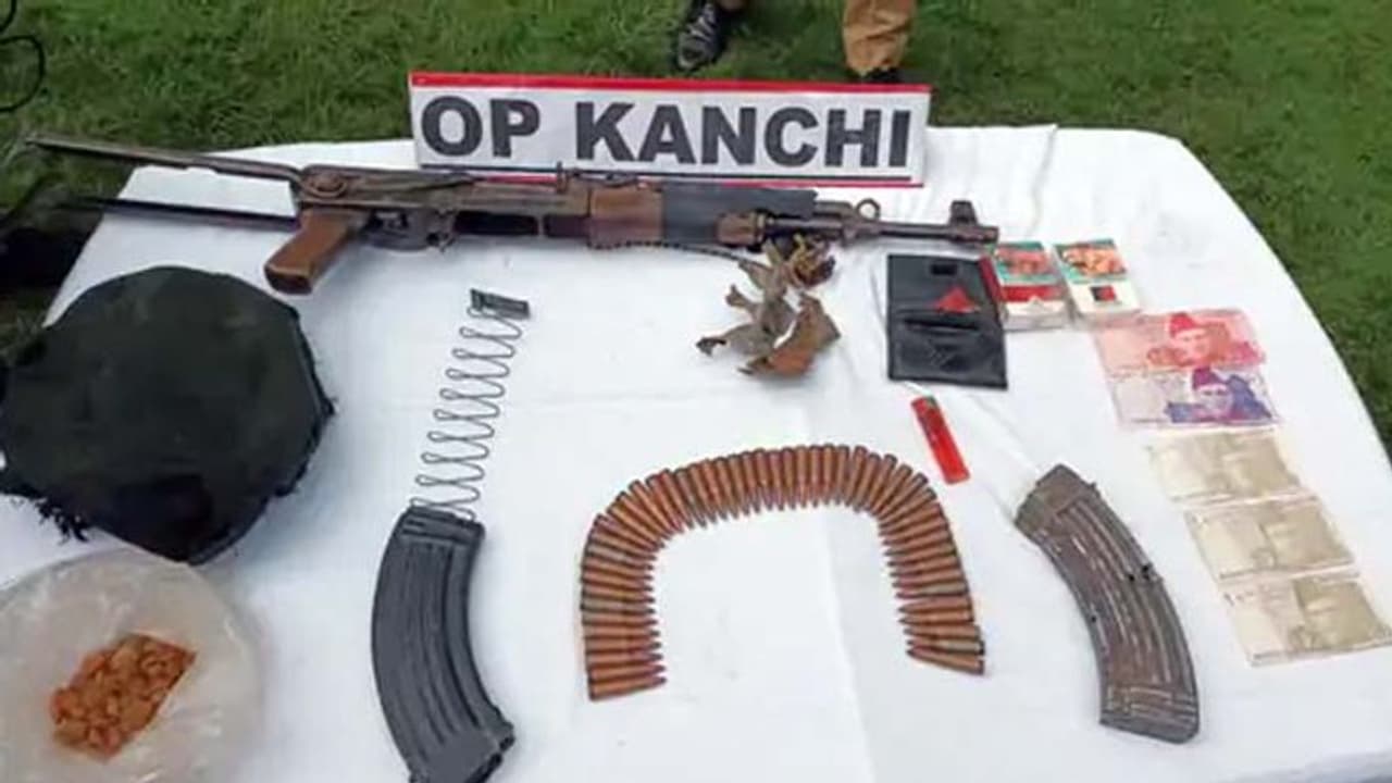 పాక్ ముష్కరులను మట్టుబెట్టిన భారత ఆర్మీ.. చైనా రైఫిల్స్ స్వాధీనం