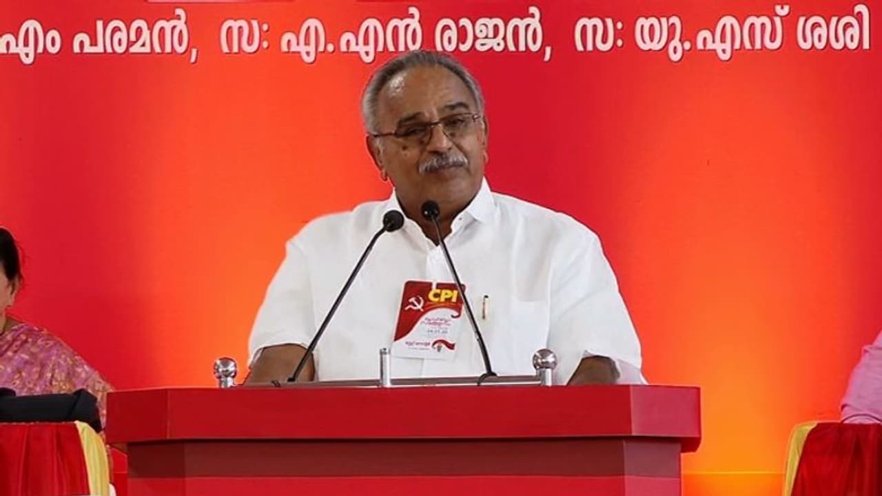 'എൽഡിഎഫിനെ ശക്തിപ്പെടുത്തേണ്ട ഉത്തരവാദിത്തം സിപിഐക്ക്'; കലഹിച്ച് തീർക്കേണ്ടവരല്ല ഇടതു പാർട്ടികളെന്ന് കാനം 'എൽഡിഎഫിനെ ശക്തിപ്പെടുത്തേണ്ട ഉത്തരവാദിത്തം സിപിഐക്ക്'; കലഹിച്ച് തീർക്കേണ്ടവരല്ല ഇടതു പാർട്ടികളെന്ന് കാനം