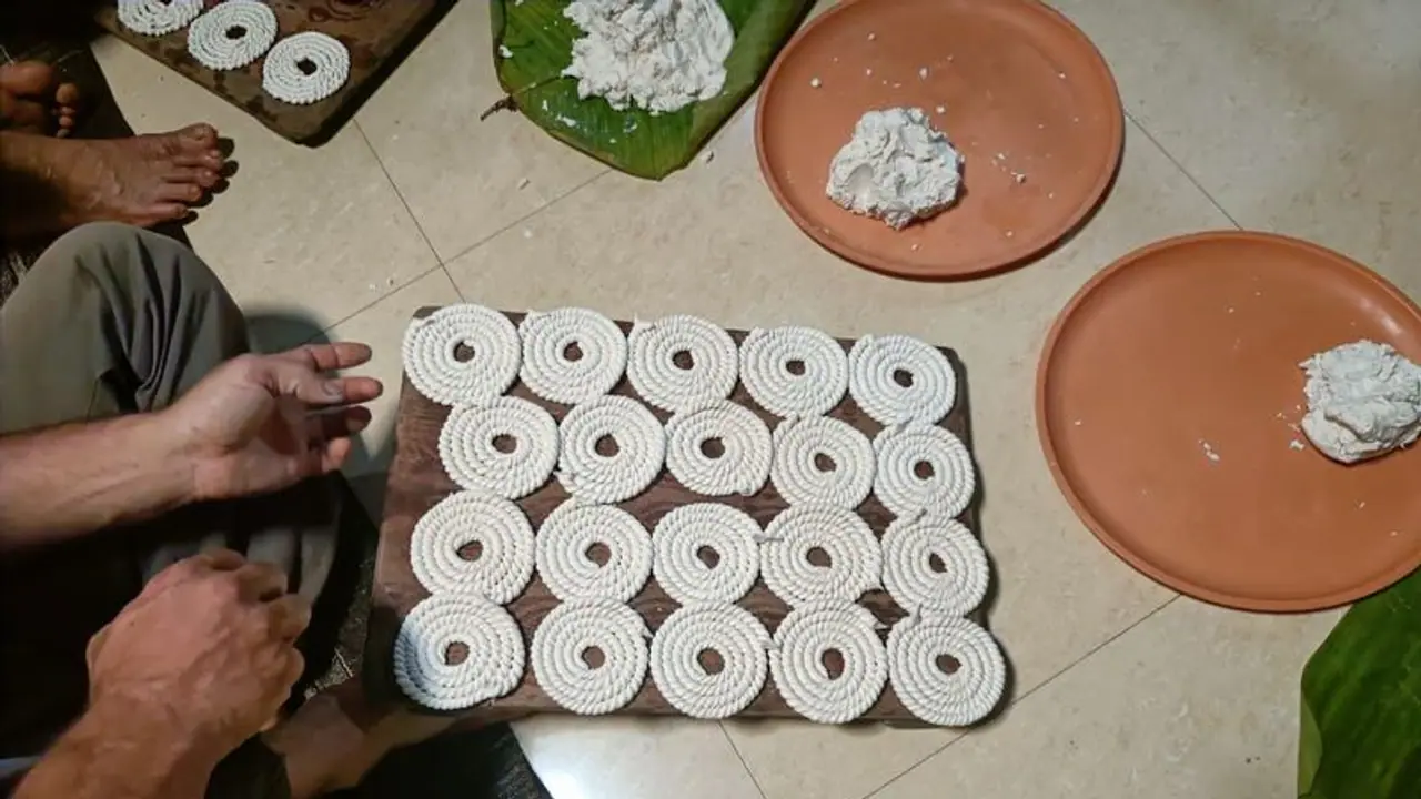 ಶಿರಸಿ ಸುತ್ತ ‘ಕೈಚಕ್ಕುಲಿ’ಯ ಕೈಚಳಕ ಜೋರು!