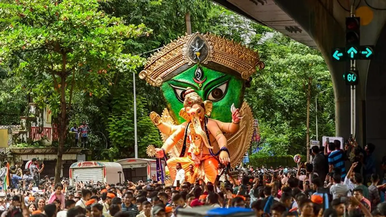 గణేష్ చతుర్థి 2022: మ‌హారాష్ట్రలో వినాయ‌క చ‌వితి ఉత్స‌వాలు ఎంత ఘ‌నంగా నిర్వ‌హిస్తారో తెలుసా ? 