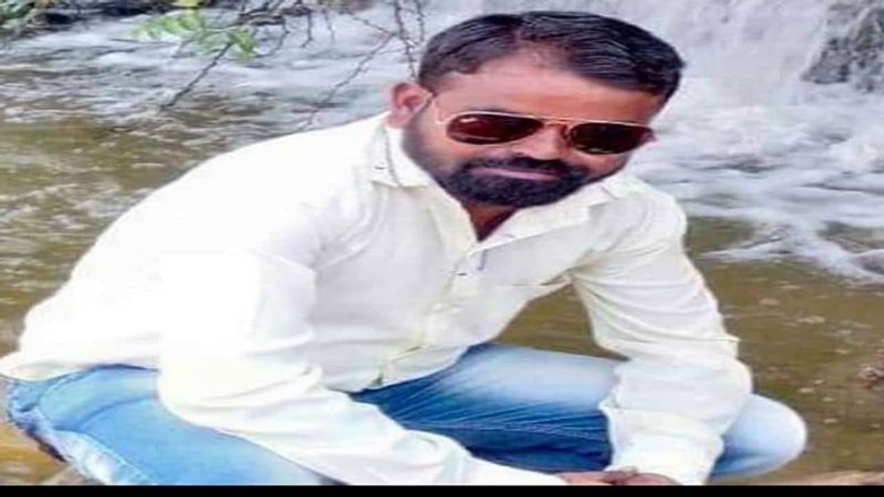 ಆ್ಯಕ್ಸಿಡೆಂಟ್ ಆದ ರೀತಿಯಲ್ಲಿ ಶವ ಪತ್ತೆ : ವ್ಯಕ್ತಿ ಸಾವಿನ ಹಿಂದೆ ಅನುಮಾನದ ಮೂಟೆ..! ಆ್ಯಕ್ಸಿಡೆಂಟ್ ಆದ ರೀತಿಯಲ್ಲಿ ಶವ ಪತ್ತೆ : ವ್ಯಕ್ತಿ ಸಾವಿನ ಹಿಂದೆ ಅನುಮಾನದ ಮೂಟೆ..!