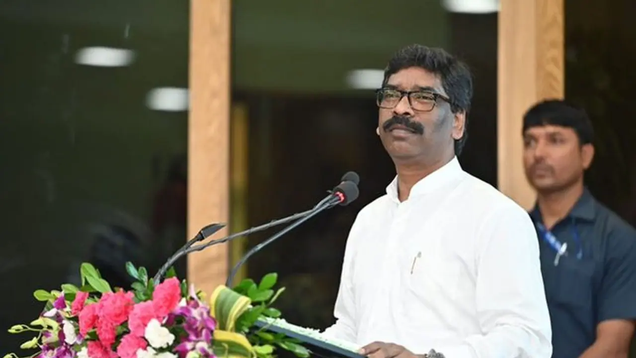 झारखंड में बढ़ा सियासी सस्पेंस: अब तक नहीं जारी हुई नोटिफिकेशन, सीएम हेमंत सोरेन दे सकते हैं इस्तीफा