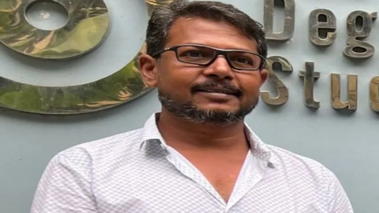 గుండెపోటుతో ప్రముఖ దర్శకుడు మృతి.. నివాళి అర్పిస్తున్న సినీ ప్రముఖులు.. గుండెపోటుతో ప్రముఖ దర్శకుడు మృతి.. నివాళి అర్పిస్తున్న సినీ ప్రముఖులు..