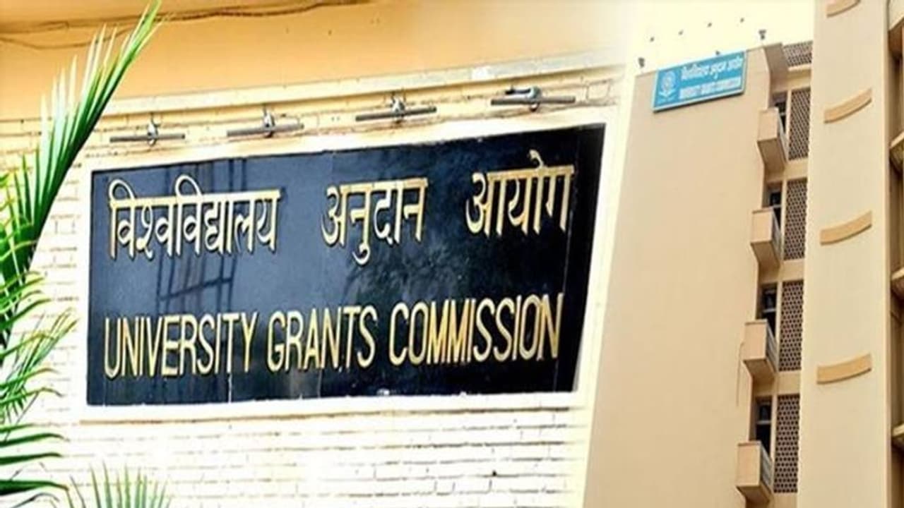 ಕರ್ನಾಟಕ, ಕೇರಳ ಸೇರಿ ದೇಶದಲ್ಲಿದೆ 21 ನಕಲಿ ವಿಶ್ವವಿದ್ಯಾಲಯ, UGC ವರದಿಗೆ ಶಿಕ್ಷಣ ಕ್ಷೇತ್ರ ತಲ್ಲಣ! ಕರ್ನಾಟಕ, ಕೇರಳ ಸೇರಿ ದೇಶದಲ್ಲಿದೆ 21 ನಕಲಿ ವಿಶ್ವವಿದ್ಯಾಲಯ, UGC ವರದಿಗೆ ಶಿಕ್ಷಣ ಕ್ಷೇತ್ರ ತಲ್ಲಣ!