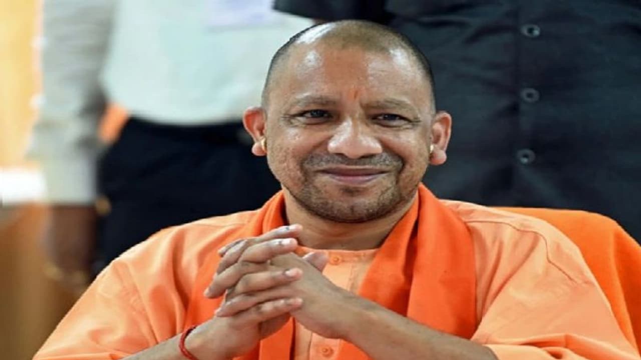 सीएम योगी को सुप्रीम कोर्ट से मिली बड़ी राहत, भड़काऊ भाषण देने के मामले में केस चलाने से किया इंकार सीएम योगी को सुप्रीम कोर्ट से मिली बड़ी राहत, भड़काऊ भाषण देने के मामले में केस चलाने से किया इंकार