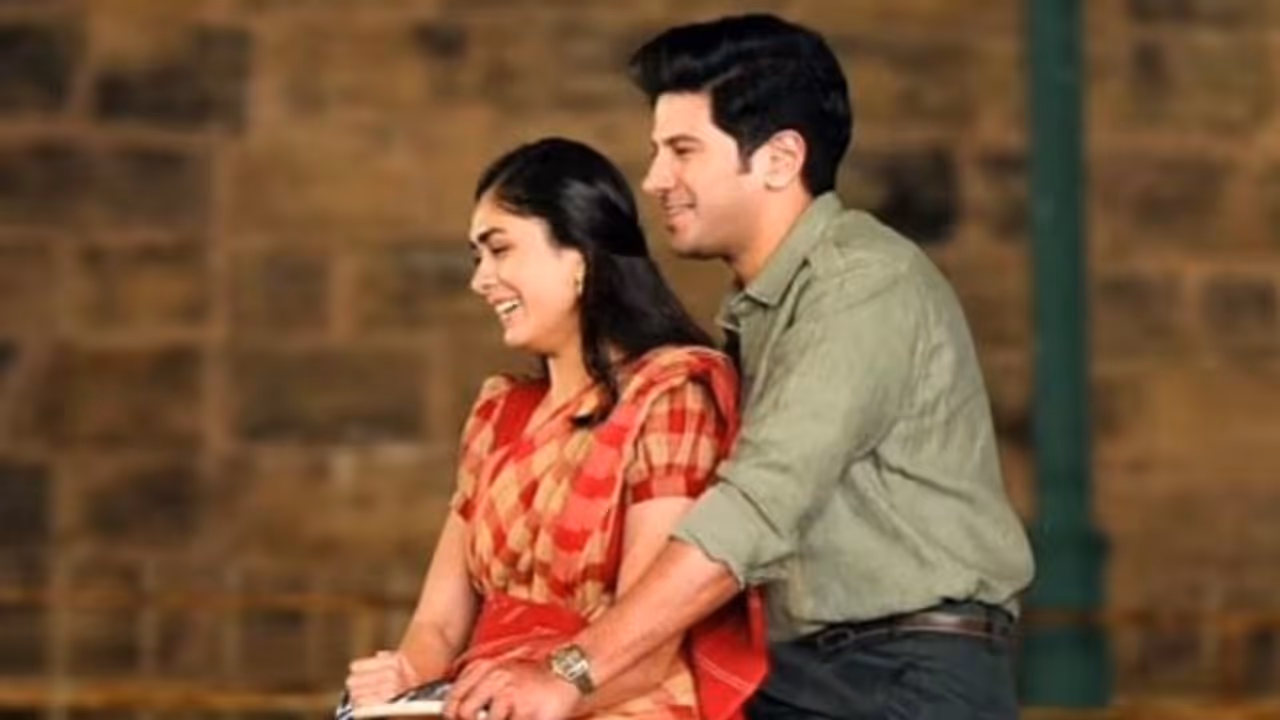 'സീതാ രാമം' വൻ ഹിറ്റ്, ദുല്‍ഖര്‍ ചിത്രത്തിന്റെ ഹിന്ദി റിലീസ് പ്രഖ്യാപിച്ചു