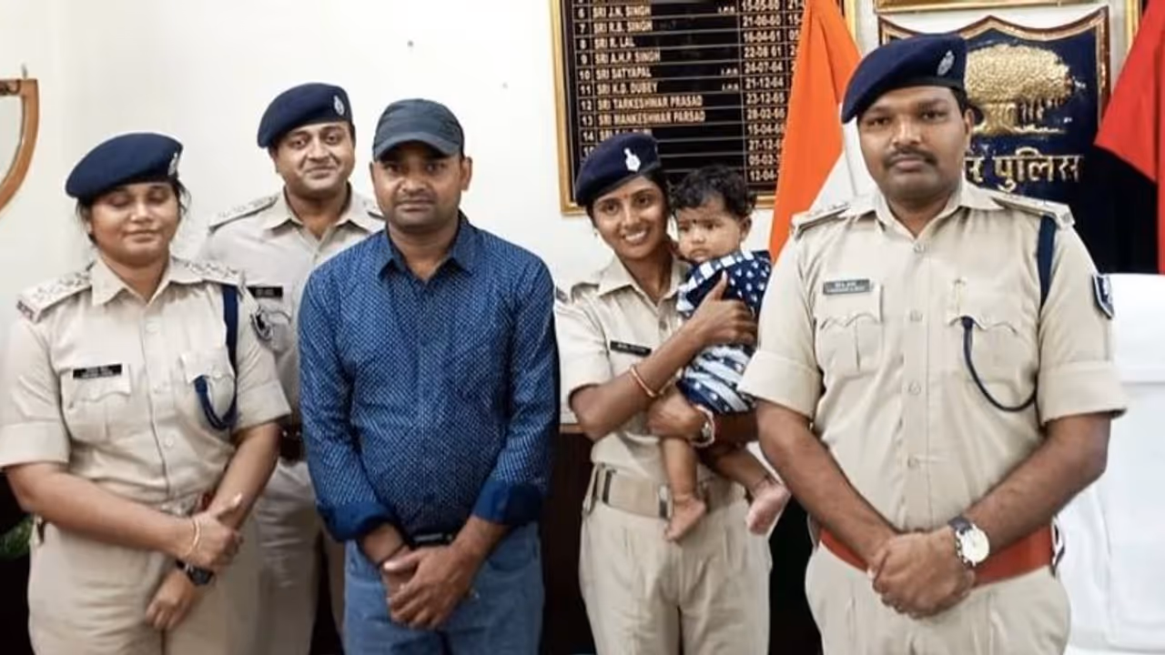  बिहार की बेटी को सलाम: जो कांस्टेबल से बन गई DSP, 7 महीन की बेटी को गोद में लेकर करती थी ड्यूटी