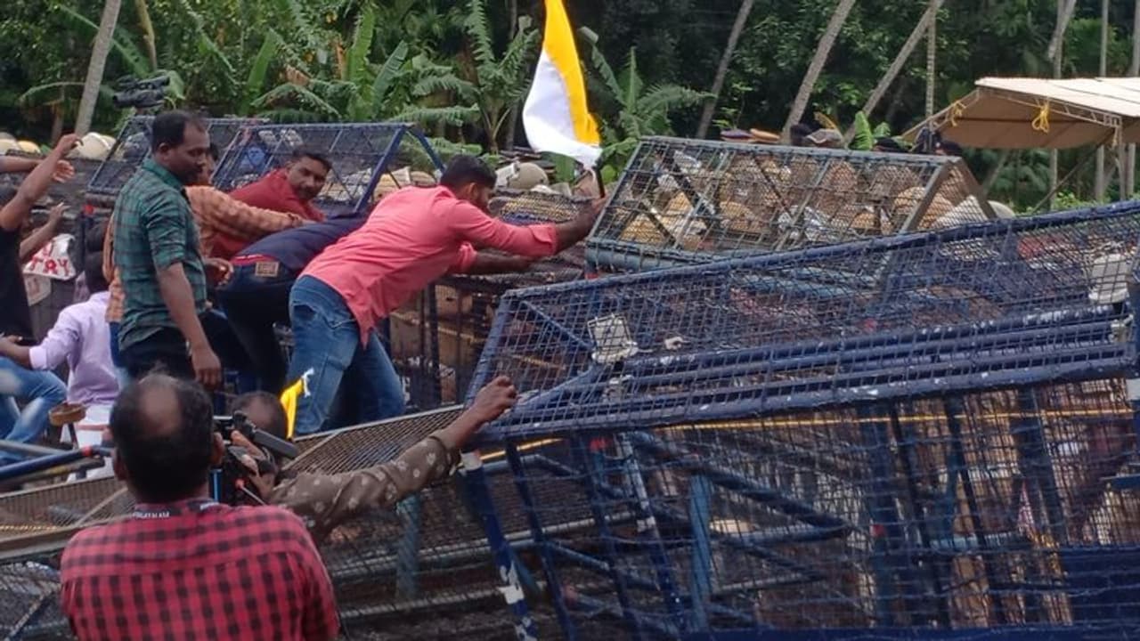 വിഴിഞ്ഞം; അതിജീവന സമരം ശക്തമായി തുടരാൻ തീരുമാനമെന്ന് സമരസമിതി