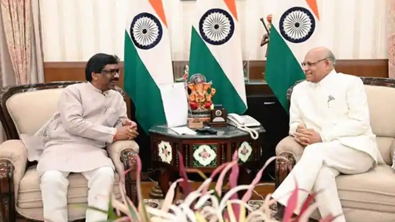 हेमंत सोरेन आज दे सकते हैं इस्तीफा, जानें झारखंड में किस पार्टी को राज्यपाल देंगे सरकार बनाने का मौका
