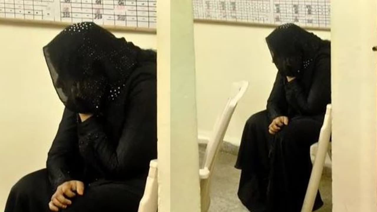 2 ಮಕ್ಕಳ ತಾಯಿಯೊಂದಿಗೆ ಪ್ರೇಮ: ಯುವಕನ ಜತೆ ಓಡಿ ಬಂದಿದ್ದ ಪ್ರಿಯತಮೆ ತಮಿಳುನಾಡಿಗೆ ರಿಟರ್ನ್ 2 ಮಕ್ಕಳ ತಾಯಿಯೊಂದಿಗೆ ಪ್ರೇಮ: ಯುವಕನ ಜತೆ ಓಡಿ ಬಂದಿದ್ದ ಪ್ರಿಯತಮೆ ತಮಿಳುನಾಡಿಗೆ ರಿಟರ್ನ್