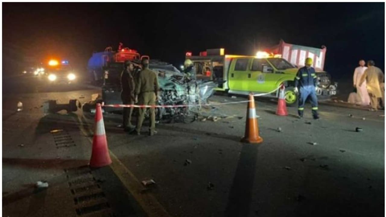 ഒട്ടകത്തിനെ ഇടിച്ച് കാര്‍ നിയന്ത്രണം വിട്ടു; രണ്ടു മരണം, മൂന്നു പേര്‍ക്ക് പരിക്ക്