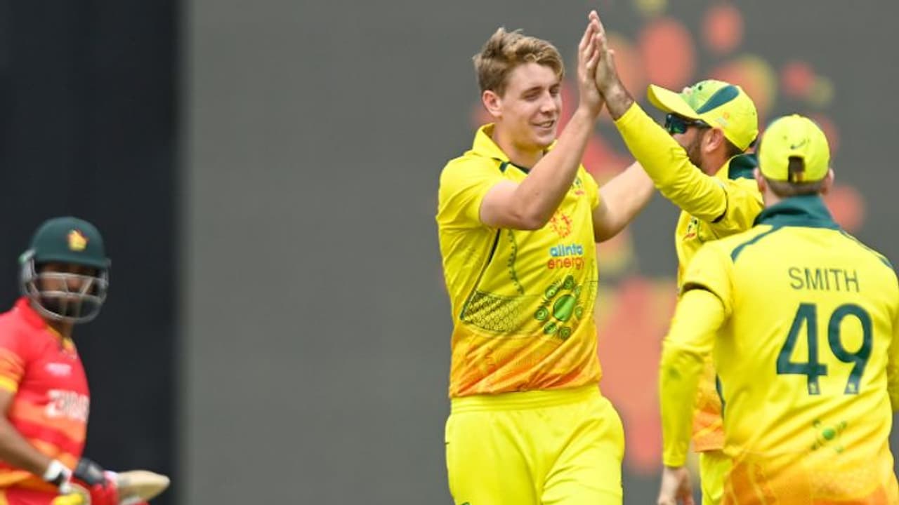 കാമറോണ് ഗ്രീനിന് അഞ്ച് വിക്കറ്റ്, വാര്ണര് തിളങ്ങി; സിംബാബ്വെക്കെതിരെ ആദ്യ ഏകദിനത്തില് ഓസ്ട്രേലിയക്ക് ജയം കാമറോണ് ഗ്രീനിന് അഞ്ച് വിക്കറ്റ്, വാര്ണര് തിളങ്ങി; സിംബാബ്വെക്കെതിരെ ആദ്യ ഏകദിനത്തില് ഓസ്ട്രേലിയക്ക് ജയം
