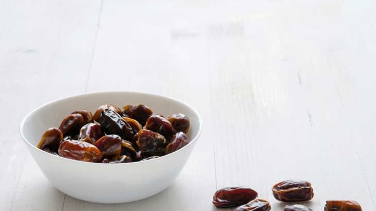 பேரீச்சைப்பழம் குறித்து யாருக்கும் தெரியாத 3 உண்மைகள்..!!