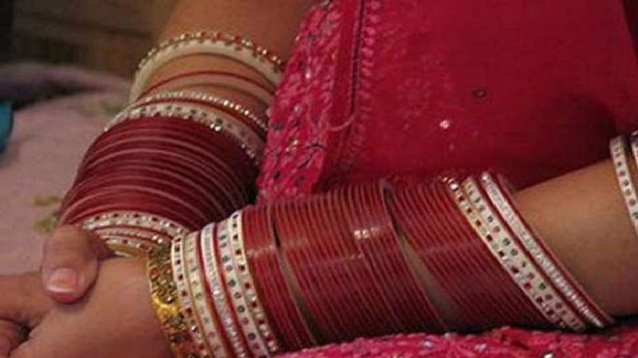 विवाहिता को घर के काम करने के लिए कहना अपराध नहीं, घरेलू हिंसा केस में बॉम्बे हाईकोर्ट ने सुनाया अहम फैसला 