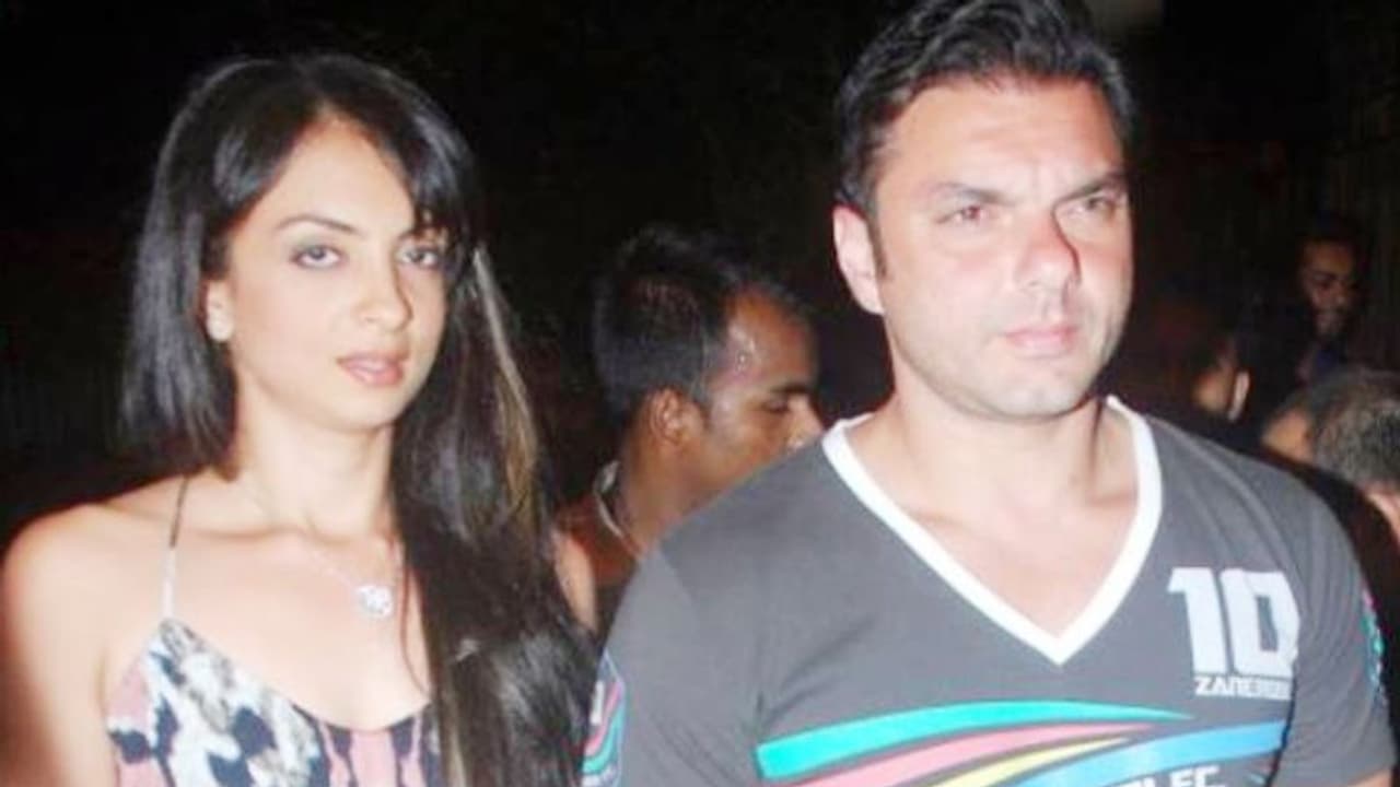 24 साल पहले जिसके साथ भागकर शादी की अब बताई उससे तलाक लेने की वजह, सोहेल खान की पत्नी का खुलासा 24 साल पहले जिसके साथ भागकर शादी की अब बताई उससे तलाक लेने की वजह, सोहेल खान की पत्नी का खुलासा