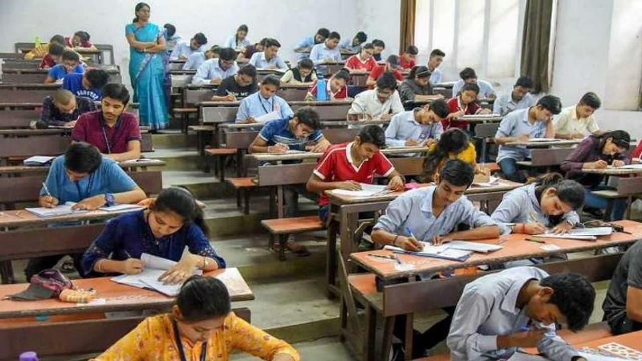 இது இந்திய கலாச்சாரத்திற்கு எதிரானது… இந்து ஈழவர் சமூக தலைவர் கருத்தால் பரபரப்பு!!