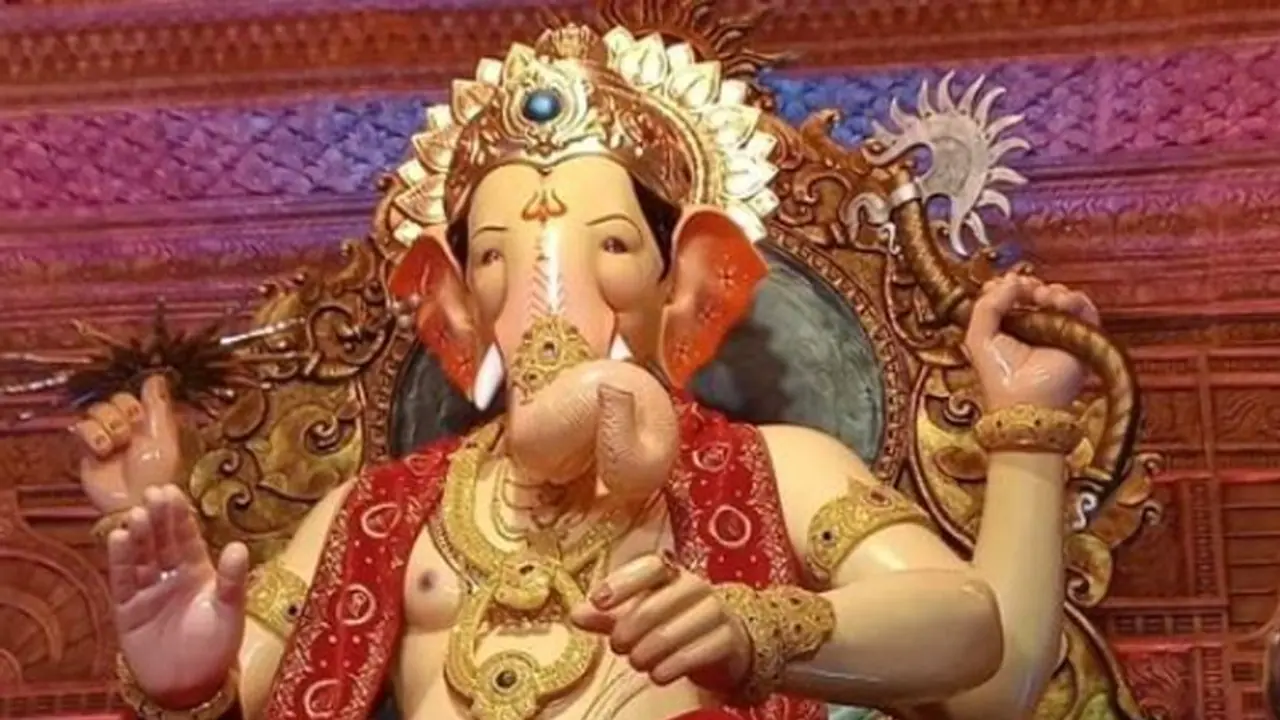 Ganesh Chaturthi 2022: Alia Bhatt, Kartik Aaryan, Priyanka Chopra and many more stars wish fans Ganesh Chaturthi 2022: Alia Bhatt, Kartik Aaryan, Priyanka Chopra and many more stars wish fans
