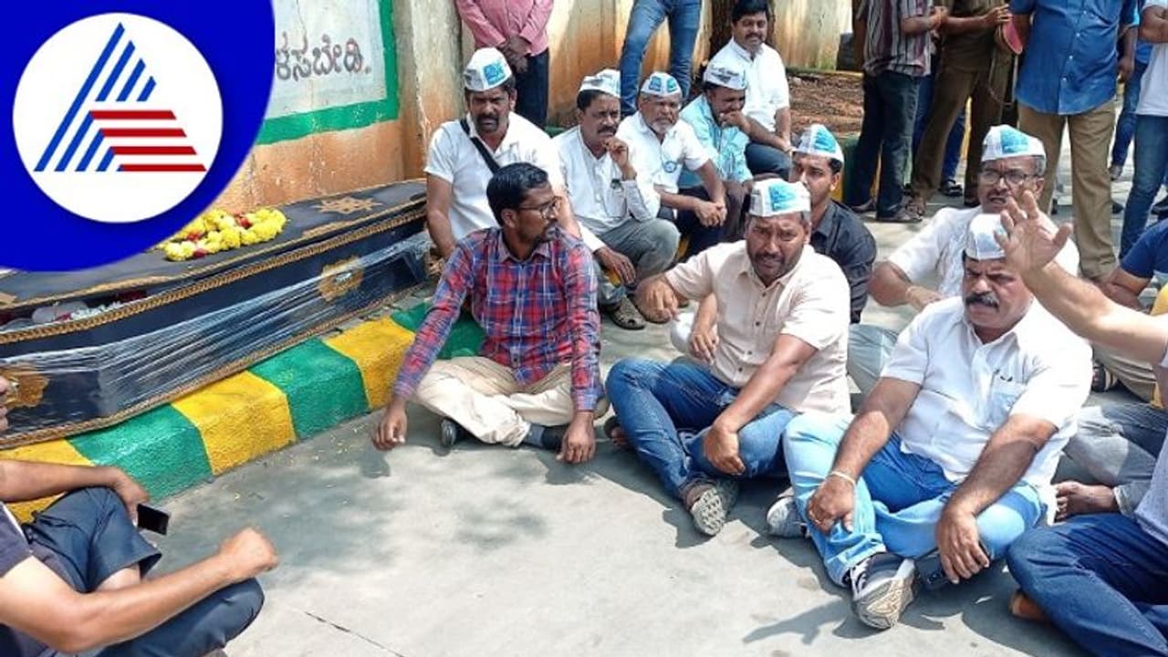 ಬಿಎಂಟಿಸಿ ಚಾಲಕನ ಮೃತದೇಹ ಡಿಪೋ ಮುಂದಿಟ್ಟು ಪ್ರತಿಭಟನೆ