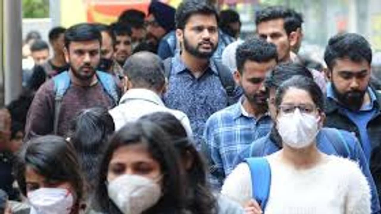 Delhi lifts Rs 500 fine for not wearing masks in public as COVID cases dip