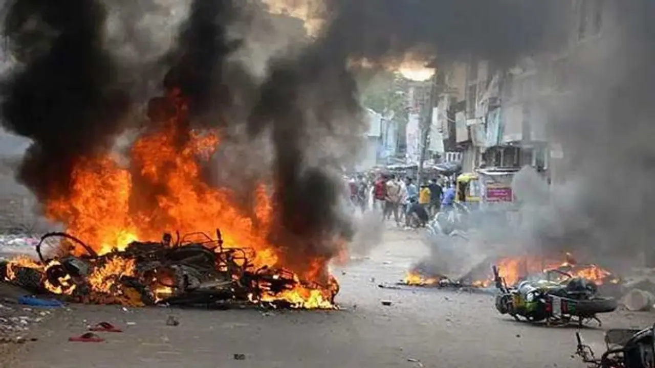 झारखंड में सियासी बवाल के बीच NCRB की रिपोर्ट जारी, 2021 में सांप्रदायिक हिंसा के मामले में अव्वल झारखंड में सियासी बवाल के बीच NCRB की रिपोर्ट जारी, 2021 में सांप्रदायिक हिंसा के मामले में अव्वल