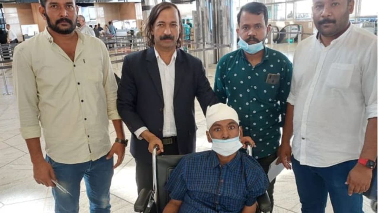 നിയമപ്രശ്നങ്ങളില്‍ കുരുങ്ങി നാട്ടില്‍ പോകാനാവാതെ അഞ്ച് വര്‍ഷം; ഒടുവില്‍ പാതി തളർന്ന ജീവിതവുമായി നാട്ടിലേക്ക്