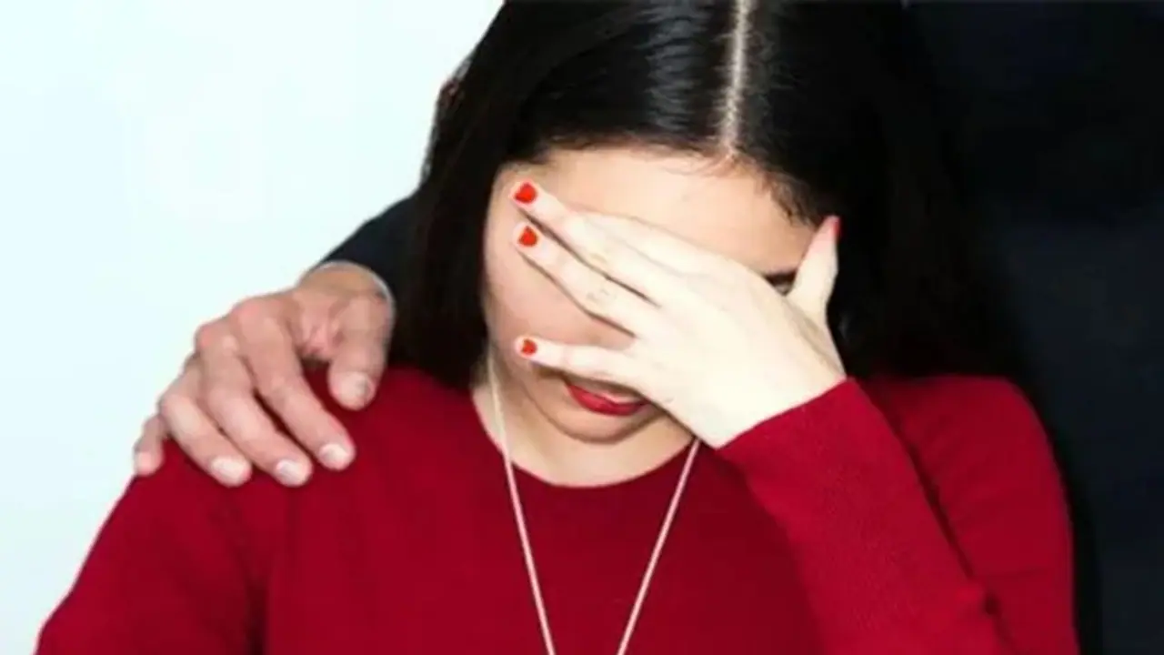 ब्लैक डायरी: एक बार मदद क्या ली, बार बार सेक्स के लिए होटल के कमरे में बुलाता है बॉस