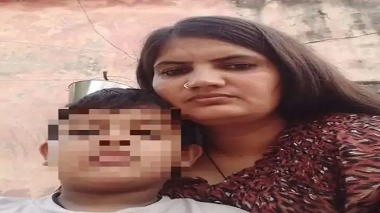 मां और दादा के बीच परवरिश को लेकर फंसा नन्हा आरव, CWA के फैसले को बदलते हुए मुजफ्फरनगर कोर्ट ने दिया ये फैसला मां और दादा के बीच परवरिश को लेकर फंसा नन्हा आरव, CWA के फैसले को बदलते हुए मुजफ्फरनगर कोर्ट ने दिया ये फैसला