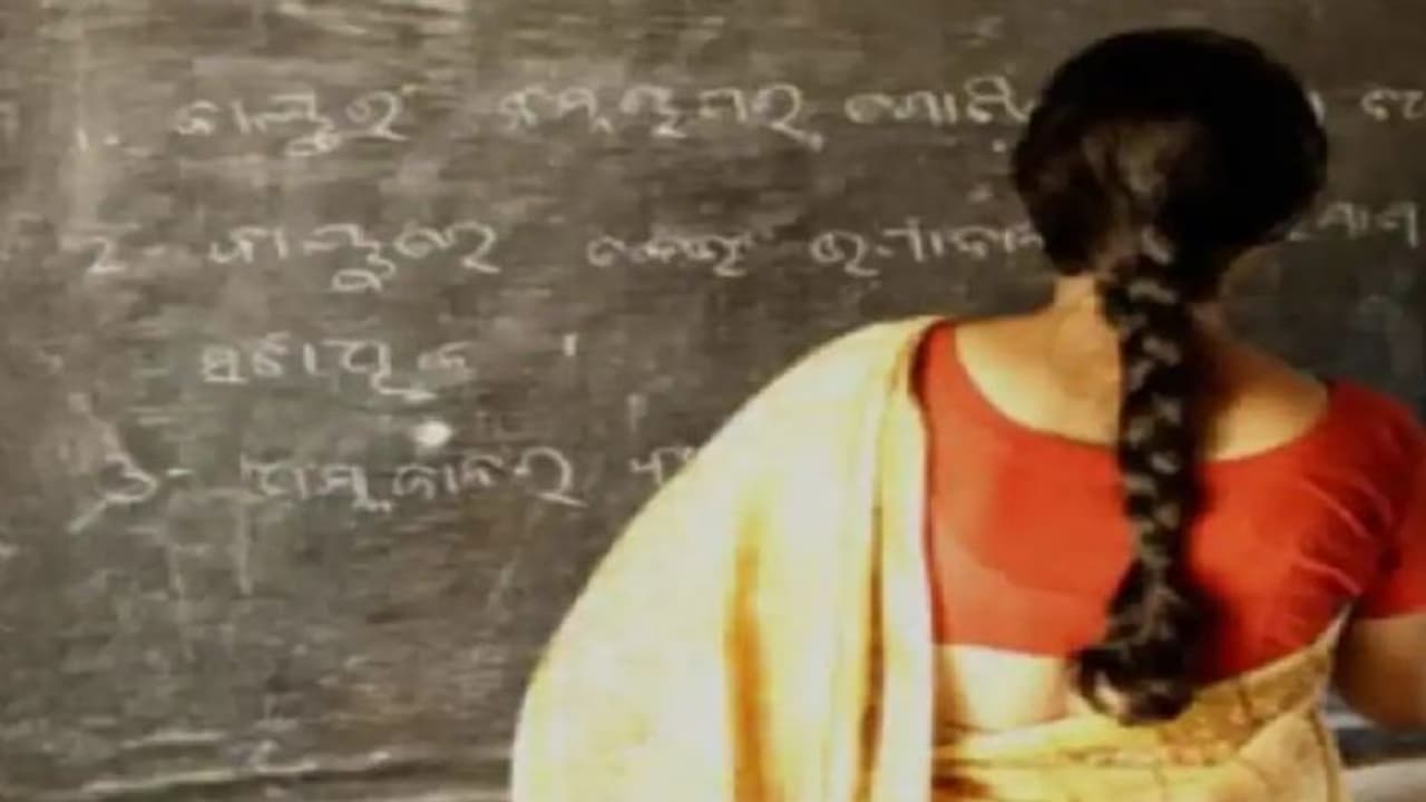 बरेली: पाकिस्‍तानी नागरिकता छिपाकर सरकारी नौकरी कर रही थी मां बेटी, बड़े अधिकारियों पर भी गिर सकती है गाज