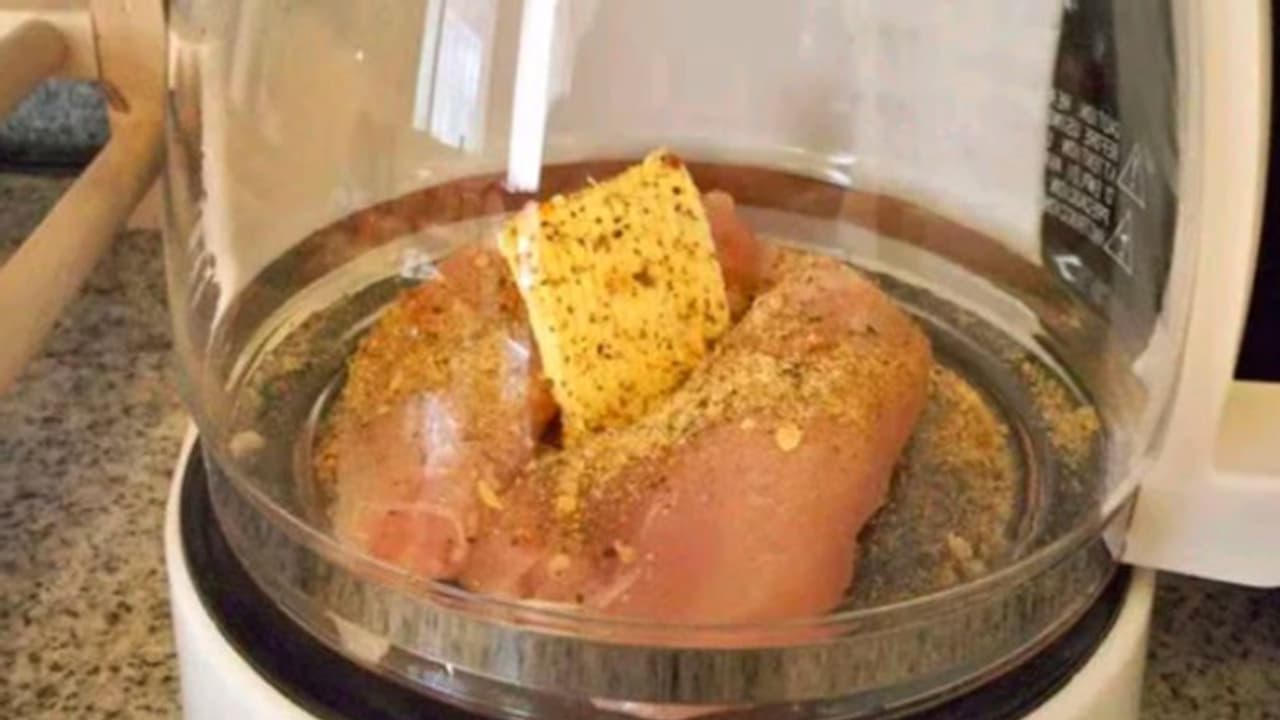 കോഫി മെഷീനില് ചിക്കന് തയ്യാറാക്കിയാല് എങ്ങനെയുണ്ടാകും; വൈറലായി പോസ്റ്റ് കോഫി മെഷീനില് ചിക്കന് തയ്യാറാക്കിയാല് എങ്ങനെയുണ്ടാകും; വൈറലായി പോസ്റ്റ്