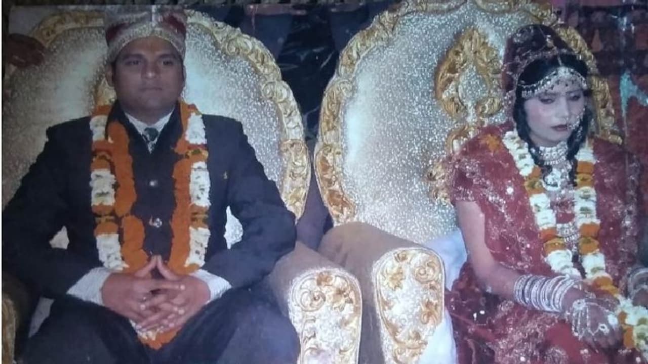 लखनऊ: तीन पत्नियों वाले दारोगा बने चर्चा का विषय, पत्नी की शिकायत पर कमिश्नर ने दिए जांच के आदेश लखनऊ: तीन पत्नियों वाले दारोगा बने चर्चा का विषय, पत्नी की शिकायत पर कमिश्नर ने दिए जांच के आदेश