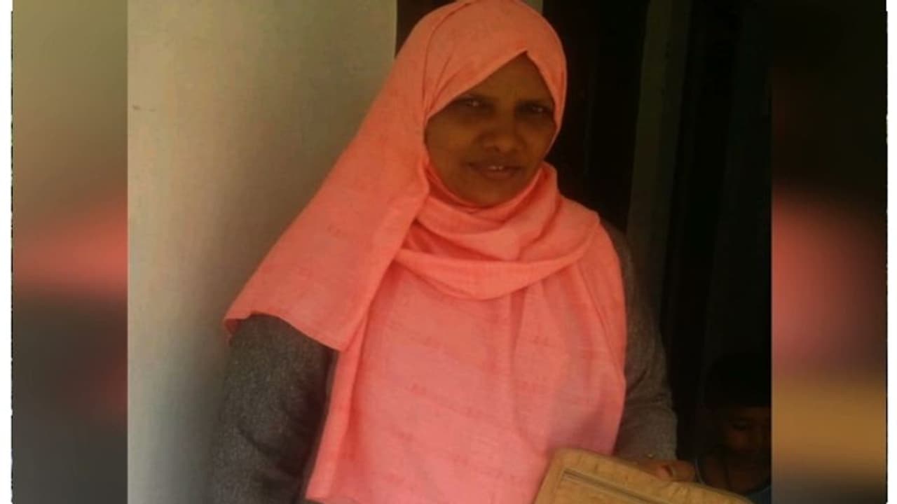 'ആത്മഹത്യക്ക് കാരണം ഭര്ത്താവിന്റെ ആദ്യഭാര്യയിലെ മക്കളുടെ ഭീഷണി', മുഫീദയുടെ മരണത്തില് പരാതിയുമായി മക്കള് 'ആത്മഹത്യക്ക് കാരണം ഭര്ത്താവിന്റെ ആദ്യഭാര്യയിലെ മക്കളുടെ ഭീഷണി', മുഫീദയുടെ മരണത്തില് പരാതിയുമായി മക്കള്