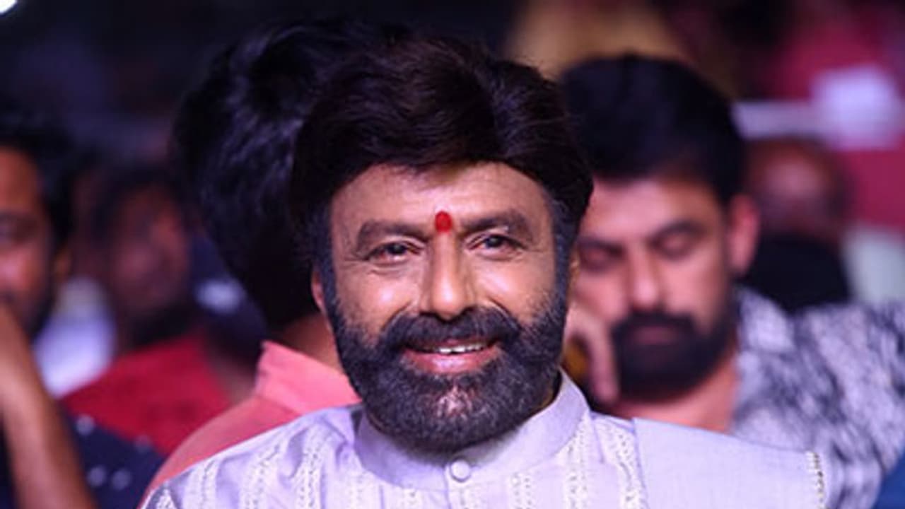 నందమూరి బాలకృష్ణ హెలికాప్టర్‌ ఎమర్జెన్సీ ల్యాండింగ్.. ఒంగోలు నుంచి బయలుదేరిన కాసేపటికే తిరిగి వెనక్కి.. 