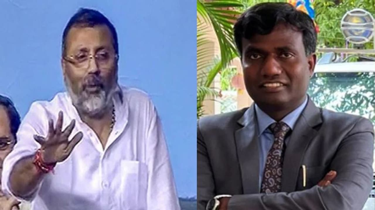 नहीं थम रहा सांसद निशिकांत दुबे और देवघर डीसी का विवाद...अब निर्वाचन आयोग ले सकता है बड़ा फैसला नहीं थम रहा सांसद निशिकांत दुबे और देवघर डीसी का विवाद...अब निर्वाचन आयोग ले सकता है बड़ा फैसला