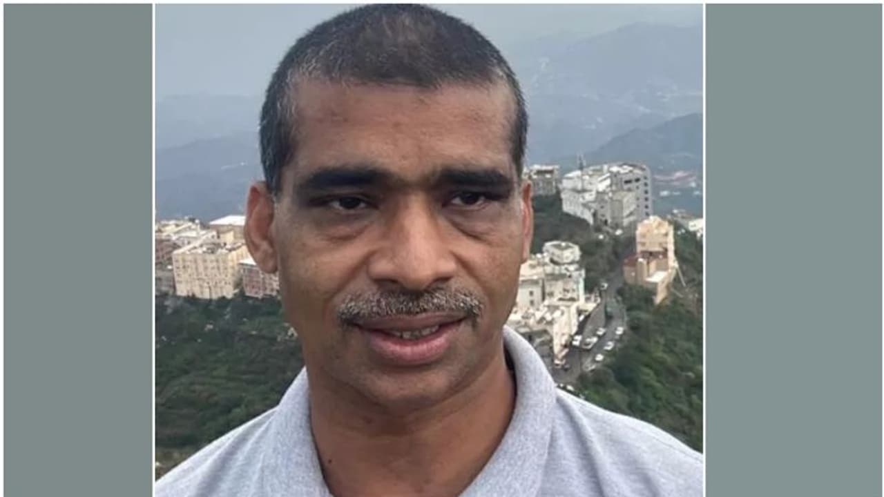 ചികിത്സയിലായിരുന്ന പ്രവാസി മലയാളി മരിച്ചു ചികിത്സയിലായിരുന്ന പ്രവാസി മലയാളി മരിച്ചു