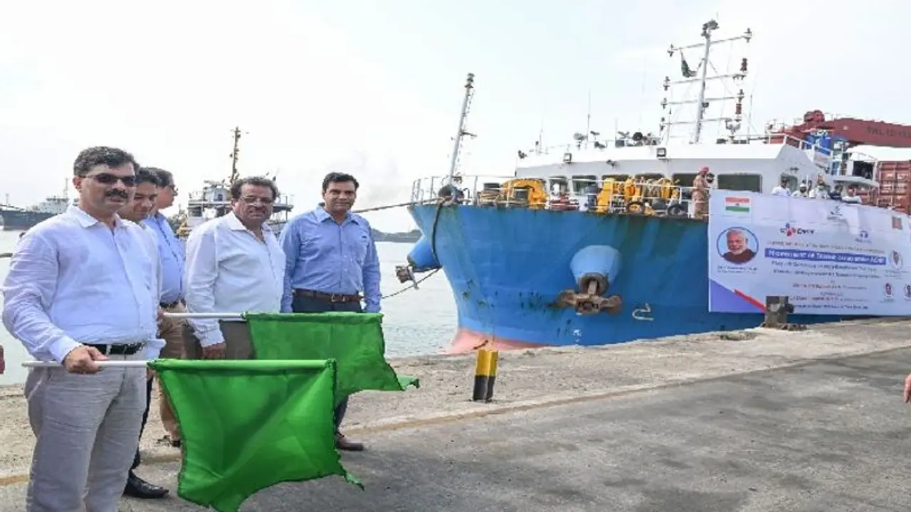 ভারত বাংলাদেশ জলপথে সহজতর পণ্য পরিবহণ, কার্গো চলাচলের জন্য কলকাতা থেকে চট্টগ্রাম পর্যন্ত ট্রায়াল রান ভারত বাংলাদেশ জলপথে সহজতর পণ্য পরিবহণ, কার্গো চলাচলের জন্য কলকাতা থেকে চট্টগ্রাম পর্যন্ত ট্রায়াল রান