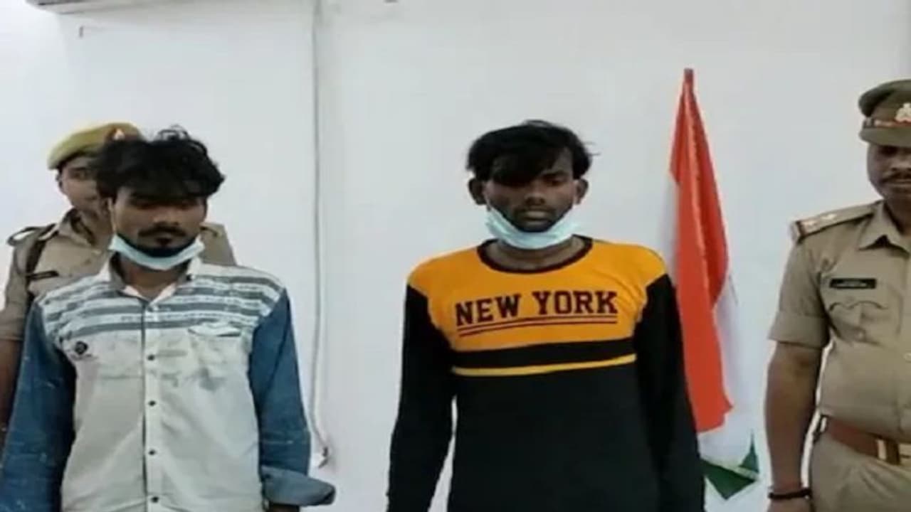 आजमगढ़: शादीशुदा प्रेमिका ने फोन पर बात करने से किया मना तो प्रेमी ने रची उसे जेल पहुंचाने की साजिश आजमगढ़: शादीशुदा प्रेमिका ने फोन पर बात करने से किया मना तो प्रेमी ने रची उसे जेल पहुंचाने की साजिश