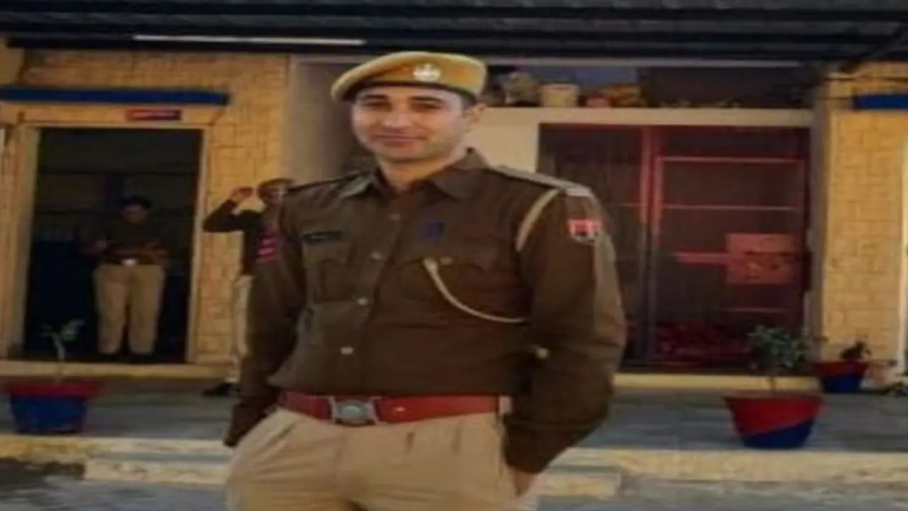 मौत की चौखट पर खड़ा था जवान, तभी पुलिसकर्मियों ने किया ऐसा चमत्कार की पूरी तरह ठीक हो गया