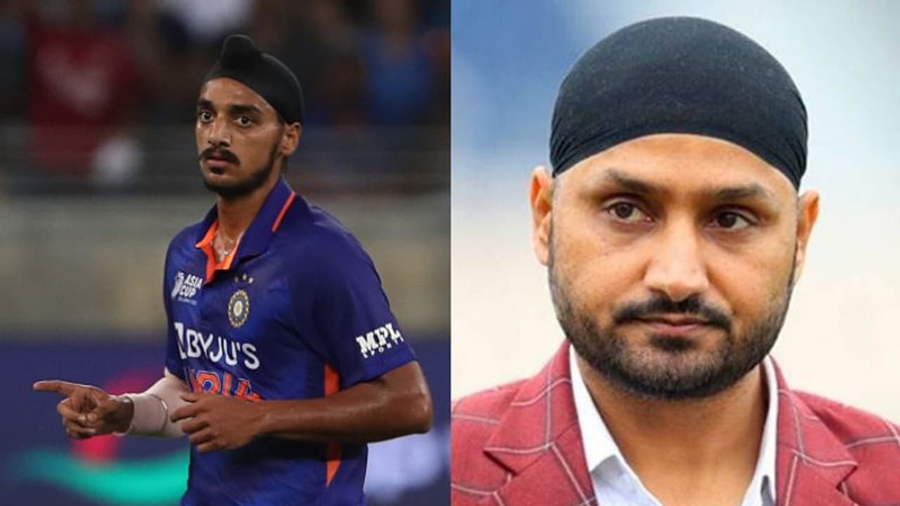 'നിങ്ങളെയോര്ത്ത് ലജ്ജിക്കുന്നു'; അര്ഷ്ദീപ് സിംഗിനെ ആക്രമിക്കുന്നവരുടെ വായടപ്പിച്ച് ഹര്ഭജന് 'നിങ്ങളെയോര്ത്ത് ലജ്ജിക്കുന്നു'; അര്ഷ്ദീപ് സിംഗിനെ ആക്രമിക്കുന്നവരുടെ വായടപ്പിച്ച് ഹര്ഭജന്